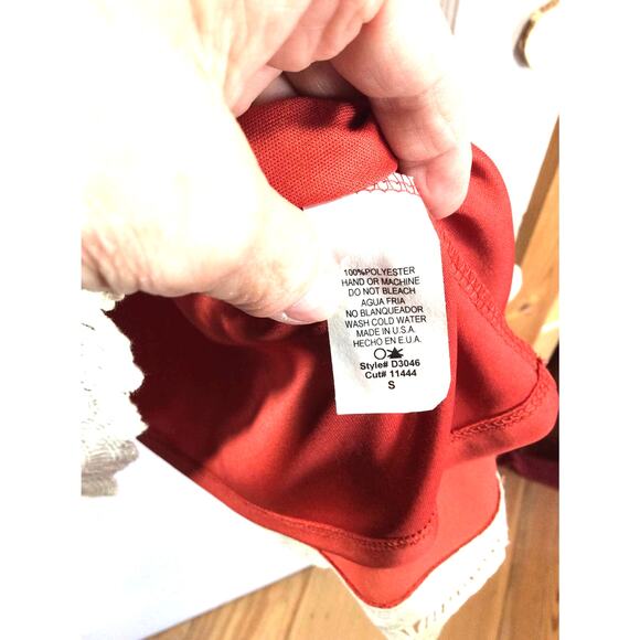 Couture 2Tee Peasant or BOHO Top with Lace Trim. Small and Flowy NWT - Picture 9 of 10